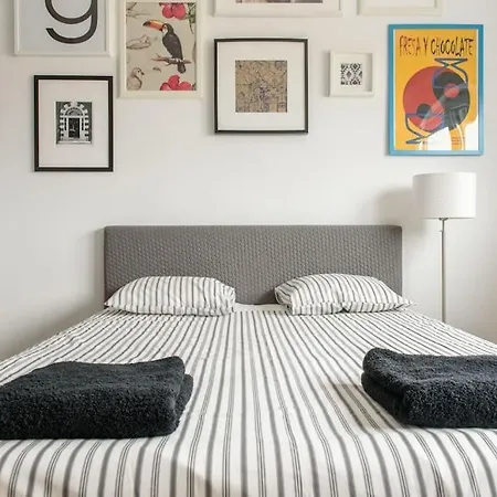 Calderon - Studio In Centre At Universitate & Old Town-2