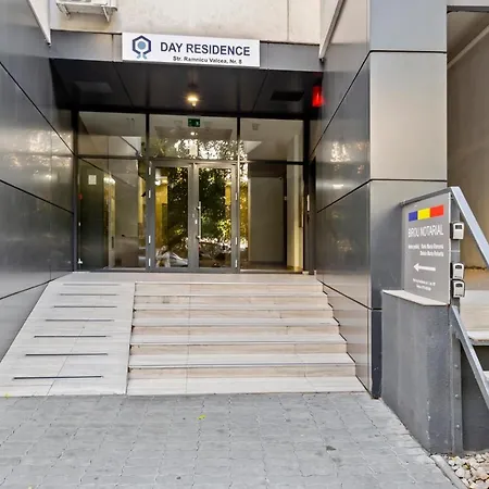 Aquarius: Upscale Flat In The Heart Of Bucharest!-2