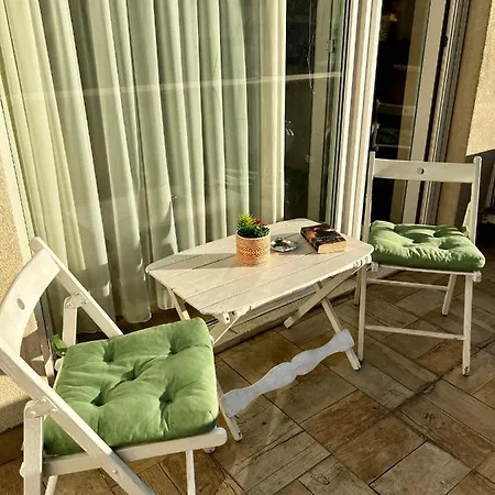 Wood Story - Modern 1Br Apt Near City Center With Parking-2