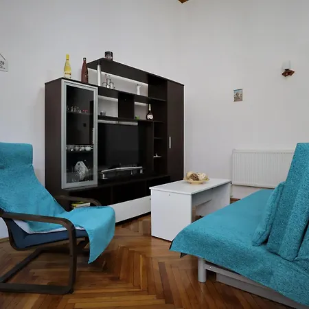 Center Haus-2
