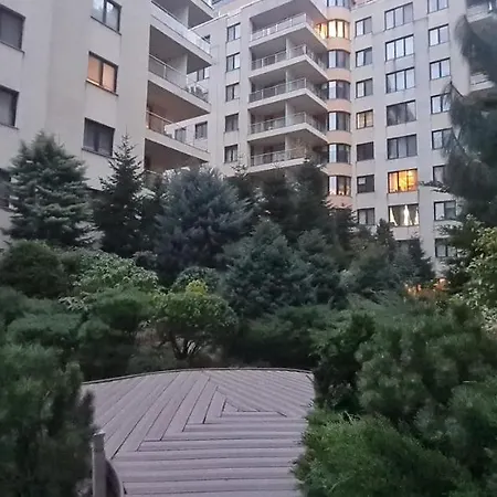 Garden Oasis Studio-2
