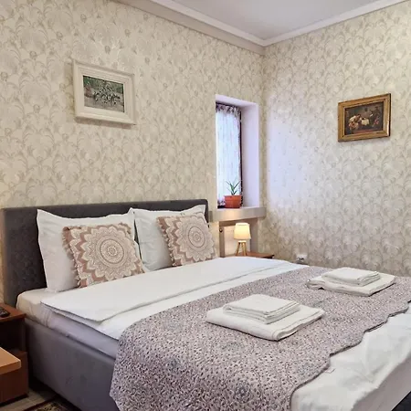 Laroka House Arty And Cosy Studio Universitate Center-2