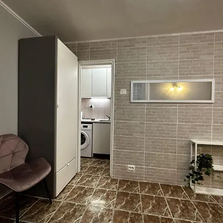 One Room Apartment Decebal-2