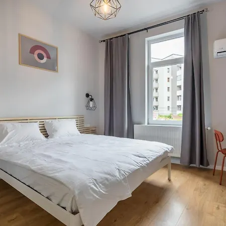Cute Central Apartments In Villa-2
