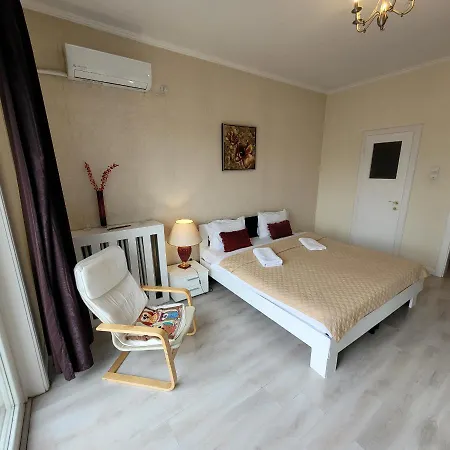 Anastasia Apt 24B Beautiful View-2