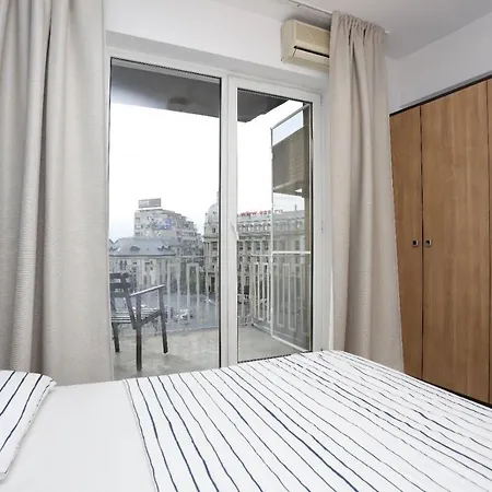2 Bedroom Apartment With Amazing View In City Center-3