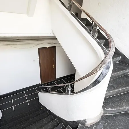 Modern And Spacious Apartment-Prime Location Old Town Bucharest-3