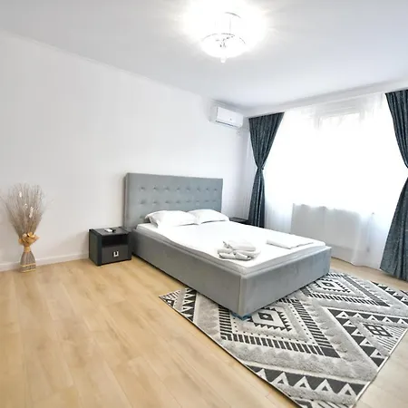 Luxury Studio / M Romancierilor-2
