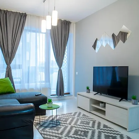 Gvitown Central Apartment-3