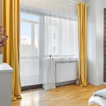 City Heart Retreat Elegant Apartment-3