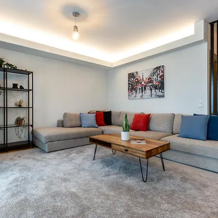 Wonderful Apartments In Prime North Location - Heaven For Extended Stays-2