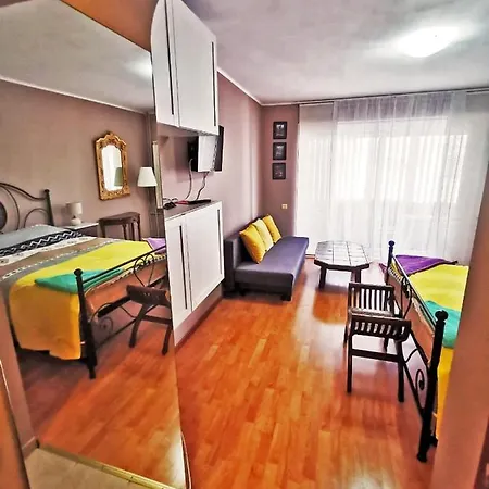 Cozy Studio Athenee-2