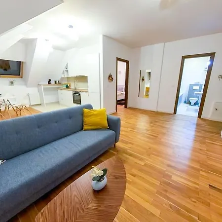 Bucharest Central D Apartment-2