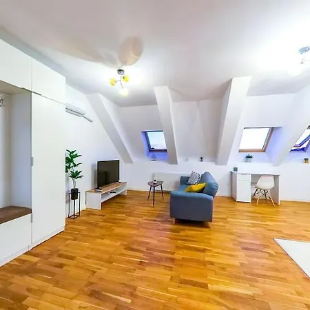 Bucharest Central D Apartment-3