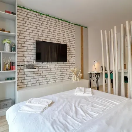Herastrau Luxury Studios-2
