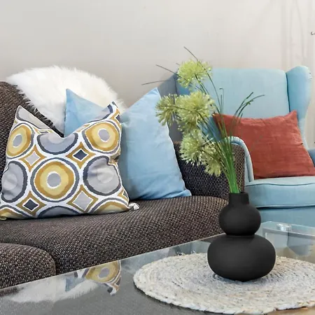 Living In Color - Chic Apartment With Balcony At Belvedere Residences-2