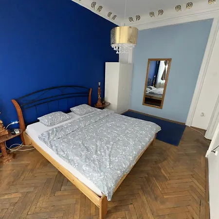 Sweethome Near Historical Center-2