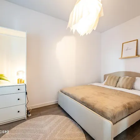 Central Residence Apartment 811 B3-2