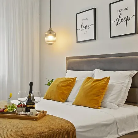 Mido Park Apartment With Private Parking & Self Check-In-3