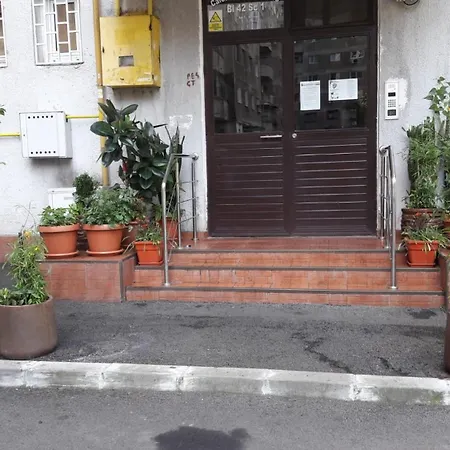 Platinum Apartment - apartament cu 3 camere, 2 dormitoare, 2 bai, bucatarie complet utilata, 2 balcoane-3