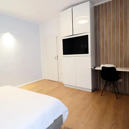 Old Town Bucharest Apartment Poiana 7-2