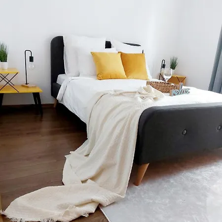 Cozy Apartment In The Center Of Bucharest-2