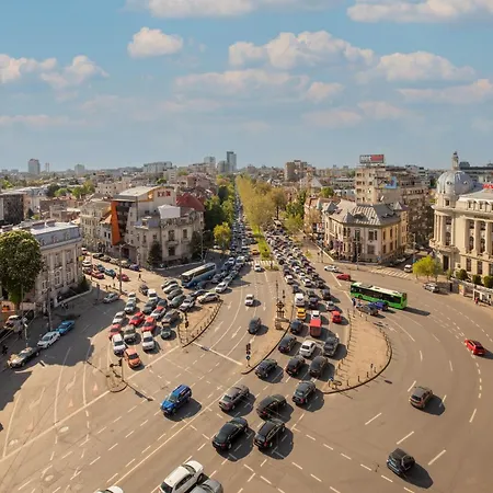 Modern Elegance In The Heart Of The City - Romana Square Apartments-3