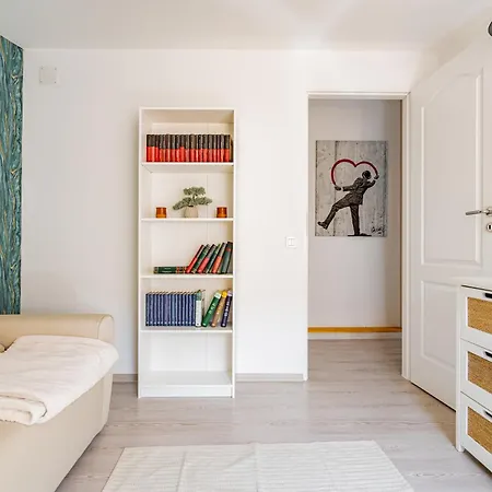 Central Muse Apartment-3