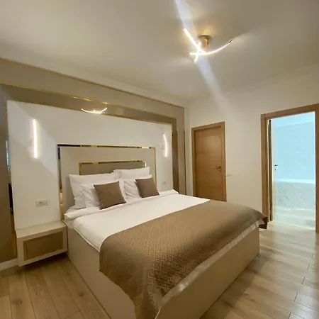 Elegant Suite - Titan Park-2