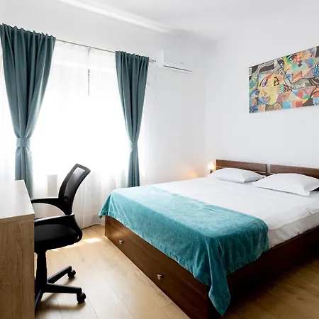Obor Central Oasis --Secured Parking Nearby --Self Check-In-- 1Min Metro Station-2