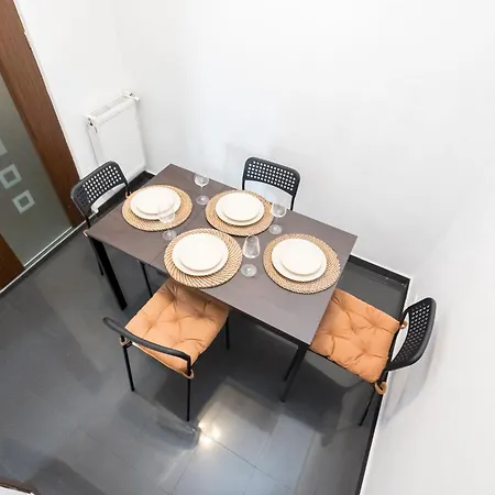 Modern And Spacious Apartment-Prime Location Old Town Bucharest-2