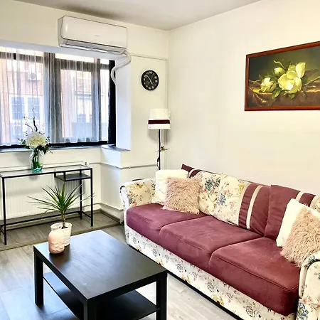 Tower Old City Apartment-2