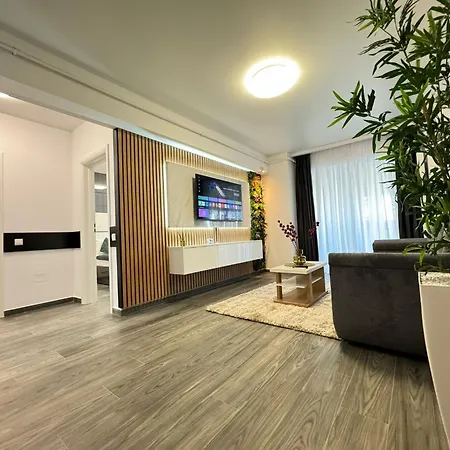 Luxury Glam Apartments Central Adress Bucuresti With Parking-2
