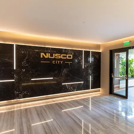Stylish 1Br Apartment With Balcony In Vibrant Business Area-2
