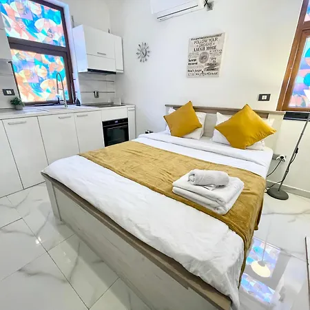 White Studio-3