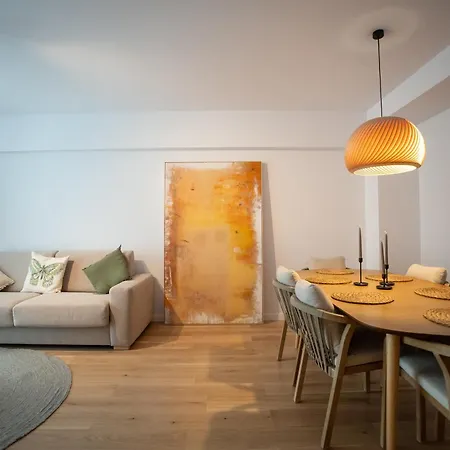 The Level Sanctuary: Free Parking & Netflix-3