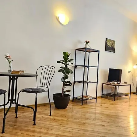 Sweet Dreams Suites Calea Victoriei Sunny Studio-3