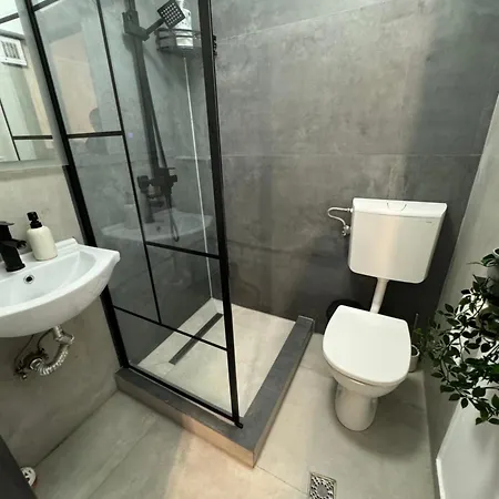 Studio Ultracentral-3