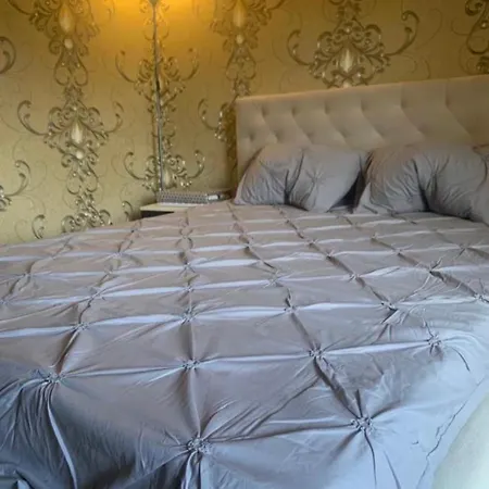 Luxury-3