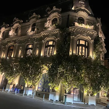 Kiwi Apart-Hotel 1Br Wi-Fi Free - Close To Old Town - Cozy Location - Shorter Or Longer Stay - R&M Boutique-2