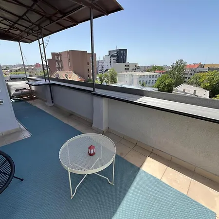 Terrace View Downtown Studio-3