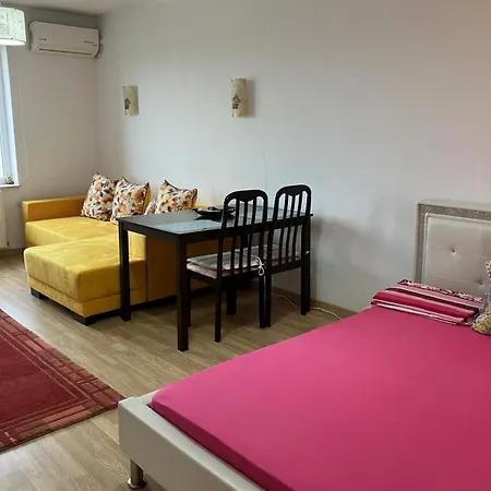 București City Studio-2