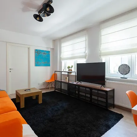 City Center-Cozy One Bedroom Apartment-2