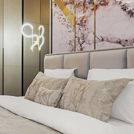 Central Two Rooms Apartment The Paradise Of Lights-2