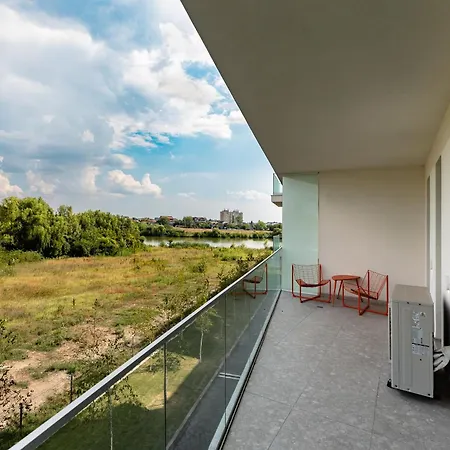 Roots Two - Tranquil Lakeview Escape With Balcony-3