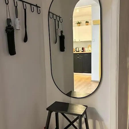 Tiny Studio Quinet-3