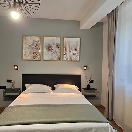 Exclusive Living Apartment-2