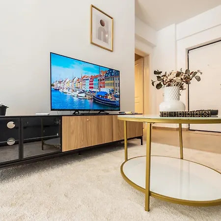 Central Address Apartments Near Unirii Square-2