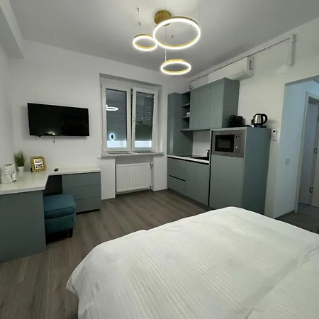 Central Suite-2
