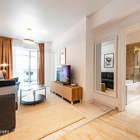 Central Address Apartments Near Unirii Square-3